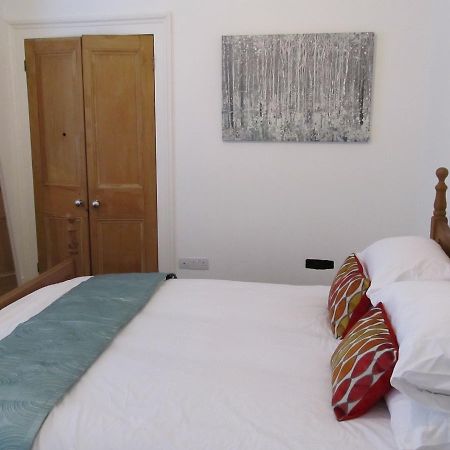 The Beatnik, Victorian Townhouse Apartment With Parking Plymouth Exteriör bild