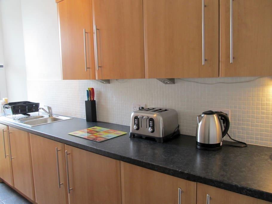The Beatnik, Victorian Townhouse Apartment With Parking Plymouth Exteriör bild